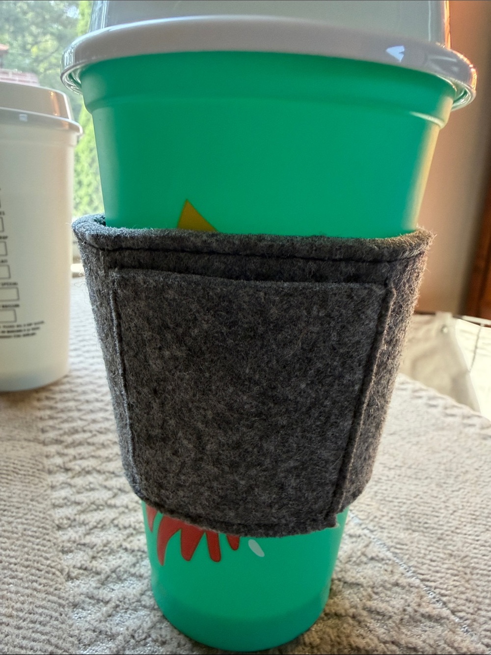 Two Starbucks Floral Reusable Cups & reusable gray felt cup sleeve Environment - Picture 5 of 5